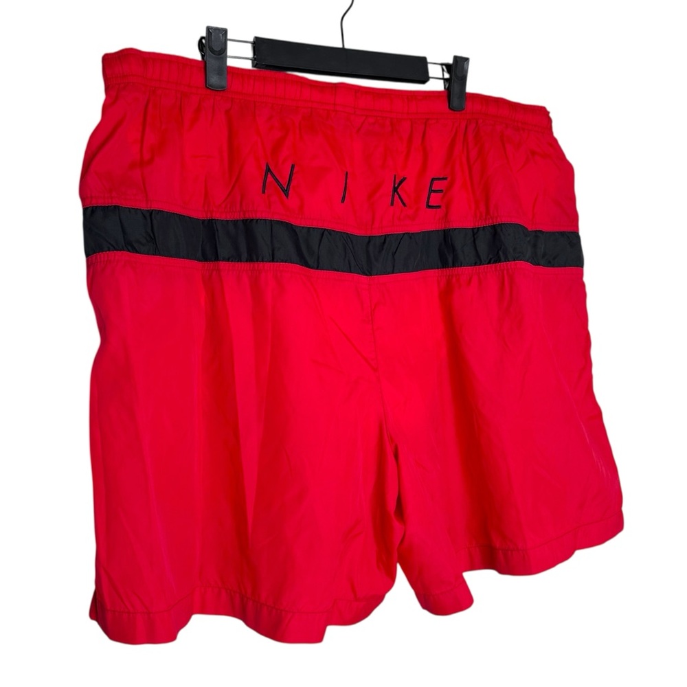 Vintage Nike nylon shorts - Picture 4 of 5